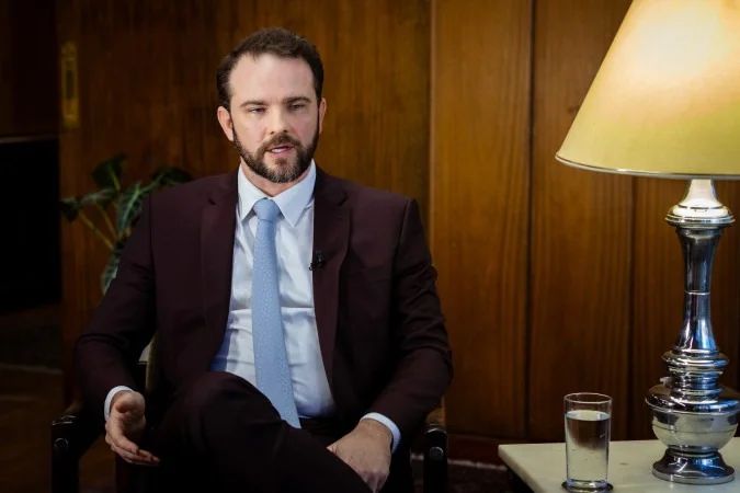 Dario Durigan durante audiência no STF