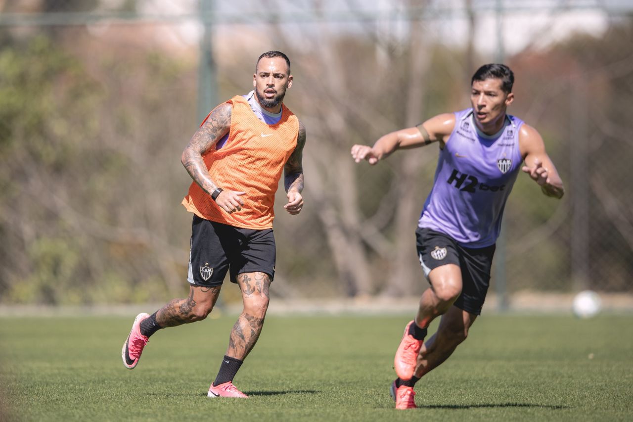 Alan Franco em treino do Atlético-MG