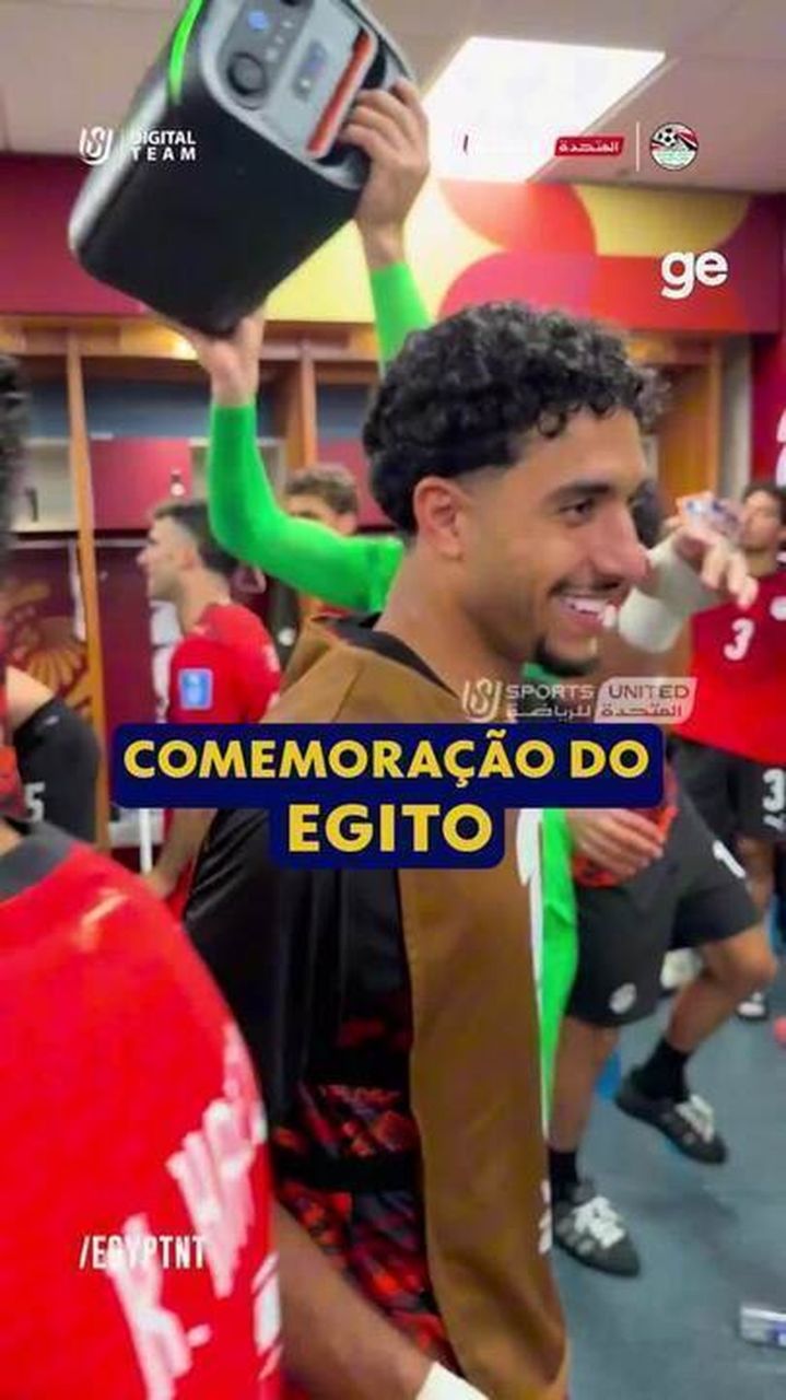 Salah dança no vestiário após a vitória do Egito sobre Nova Zelândia