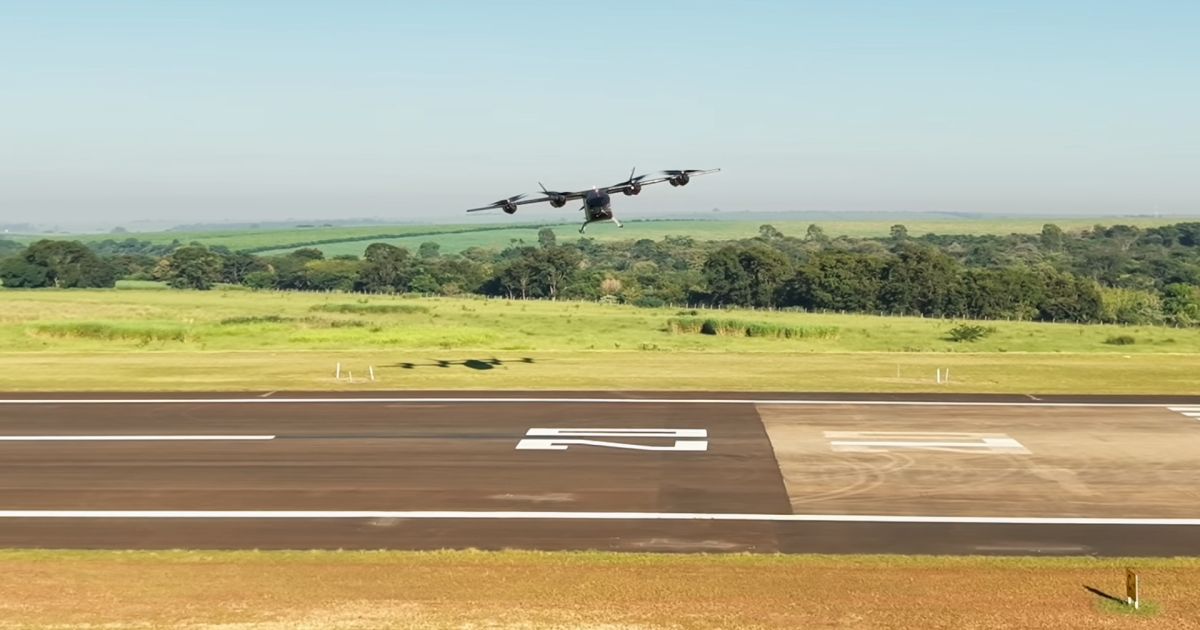 protótipo de eVTOL da Embraer em solo