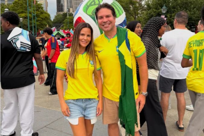 Rebeca Ramagem durante convenção do PL