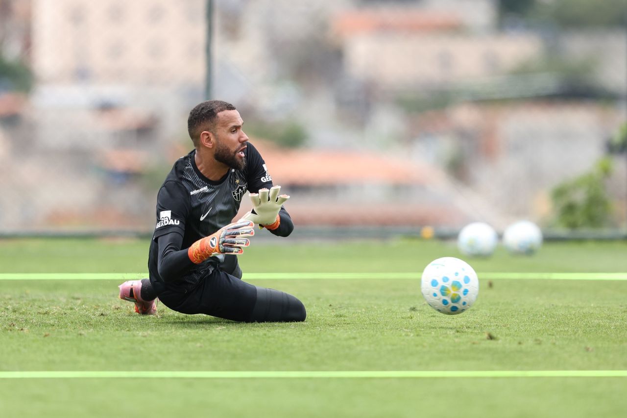 Goleiro Everson em treino do Atlético-MG