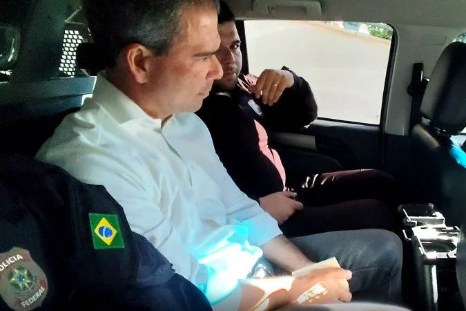 Paulo Henrique Costa chegando ao 19º Batalhão da Polícia Militar, conhecido como Papudinha