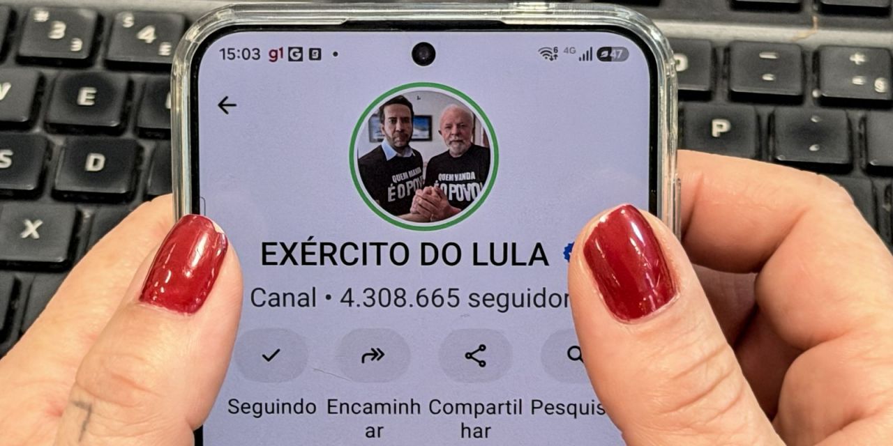 Tela de celular exibindo canal Exército do Lula no WhatsApp