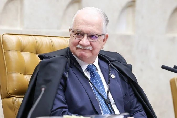 Ministro Edson Fachin em sessão no STF