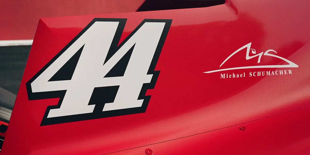 Ferrari SF-26 com pintura comemorativa inspirada na F310