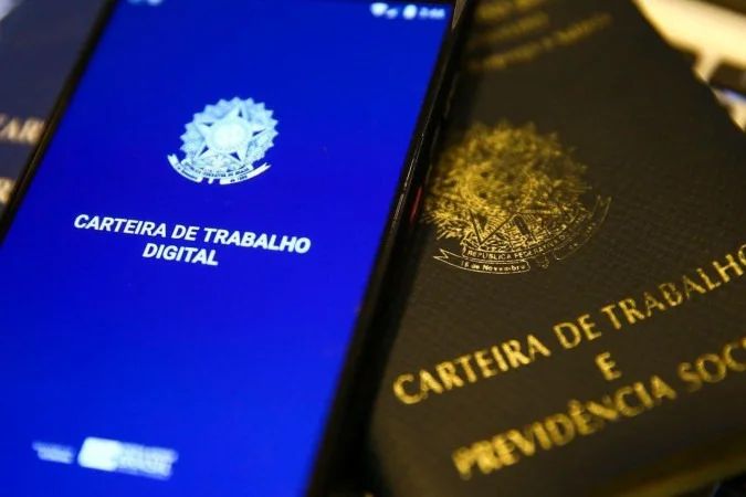 Comissão especial da Câmara em sessão