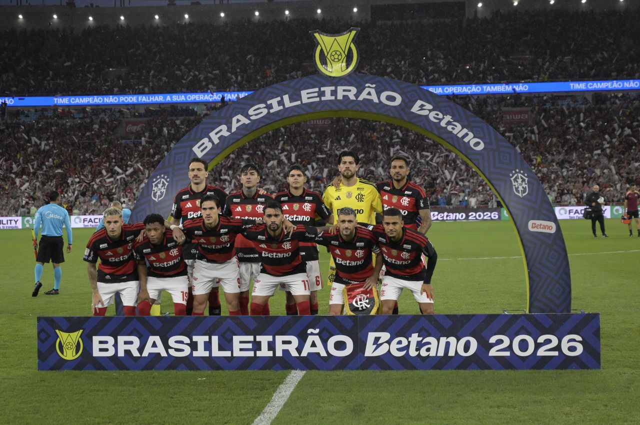 Time do Flamengo antes da partida no Maracanã