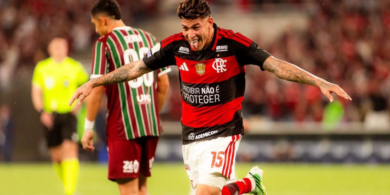 Torcida no Maracanã durante Flamengo x Fluminense