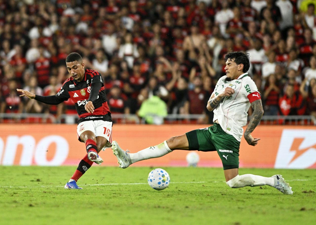Flamengo e Palmeiras entre melhores campanhas como visitante no Brasileirão