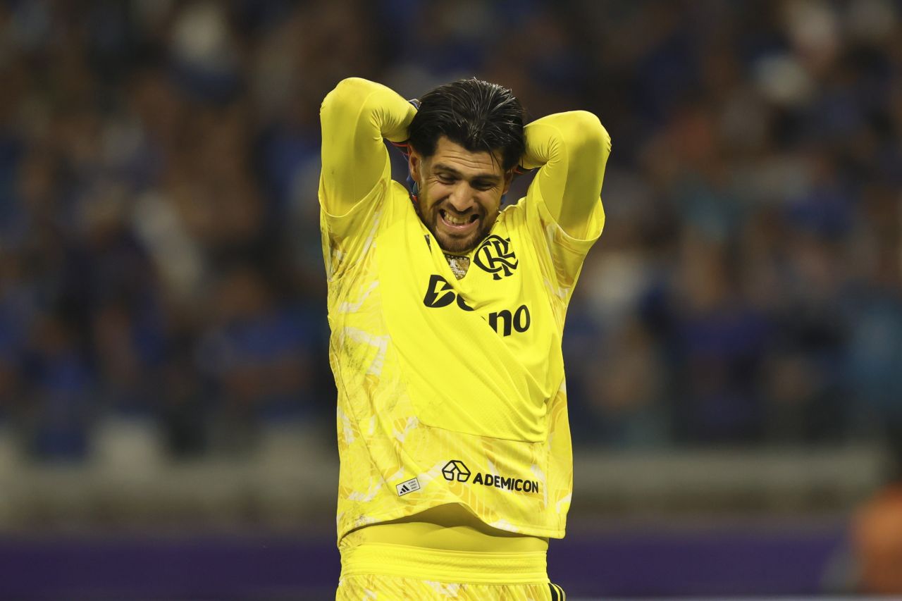 Rossi durante jogo pelo Flamengo