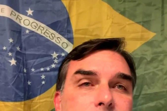 Flávio Bolsonaro em entrevista no Flow Podcast
