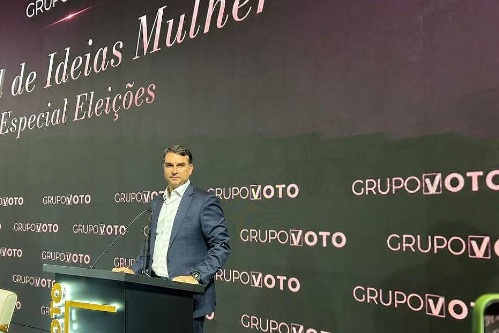 Flávio Bolsonaro no Palácio Tangará