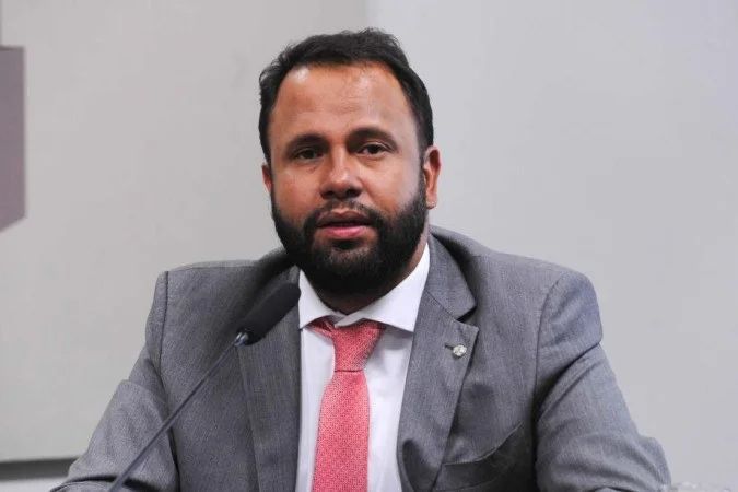 Paulo Gonet ao lado de Daniel Vorcaro em evento