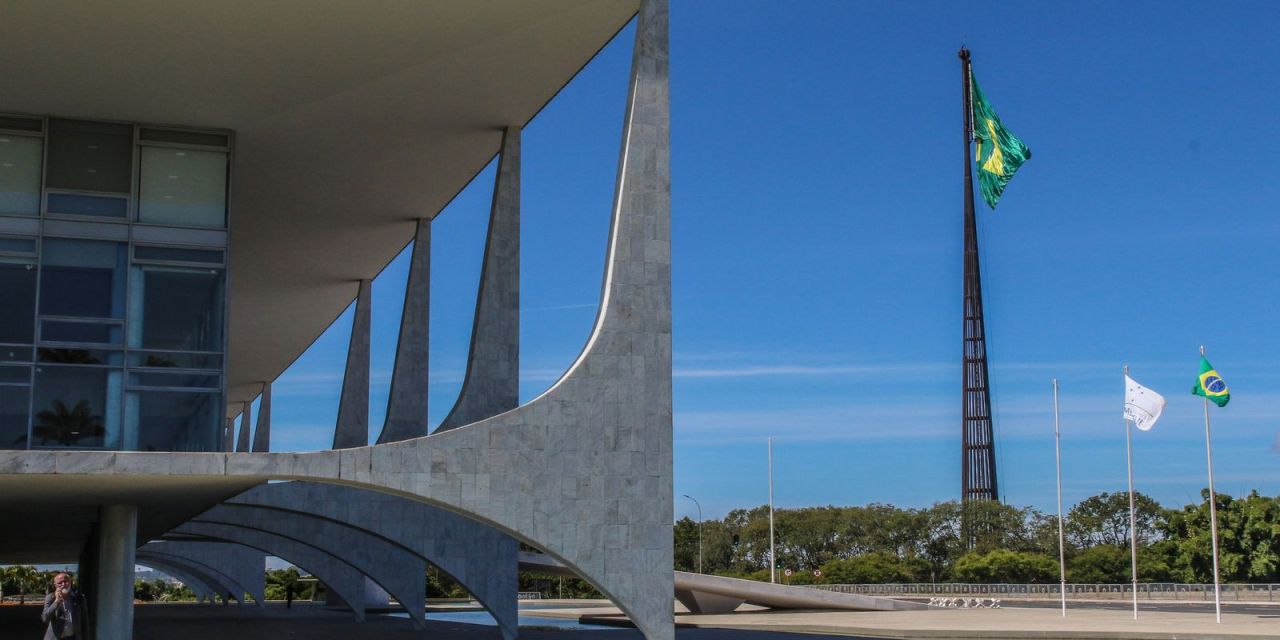 Carta pública da Frente Nacional de Prefeitas e Prefeitos