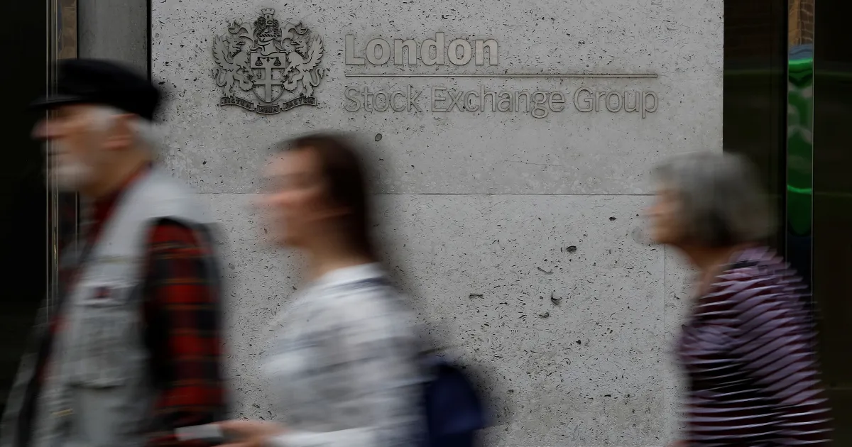 Painel de cotações na Bolsa de Londres