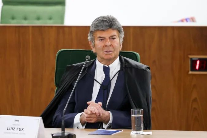 Luiz Fux e Davi Alcolumbre no plenário