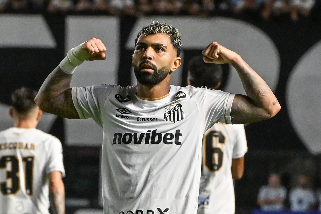 Gabriel Barbosa celebrando gol pelo Santos