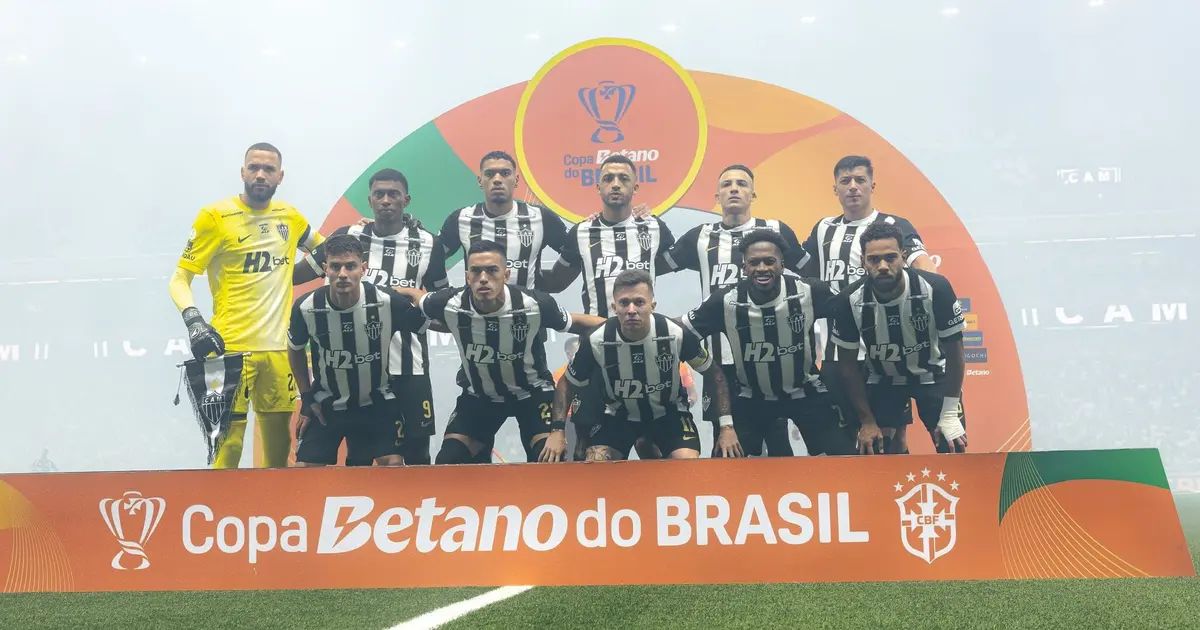 Jogadores do Atlético comemoram gol na Arena MRV