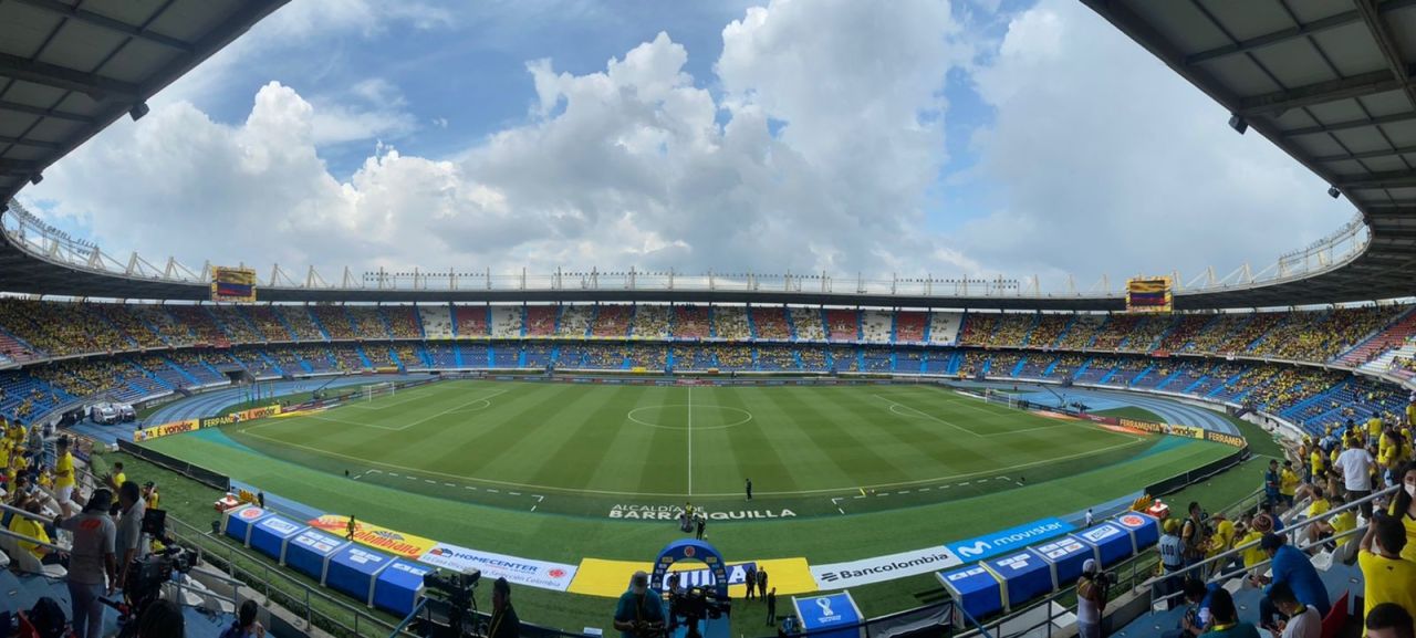 Estádio Metropolitano Roberto Meléndez em reforma