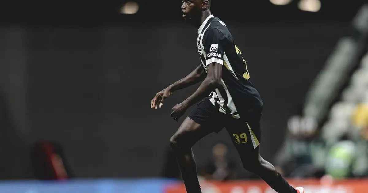 Jogador nigeriano Taiwo Maamun