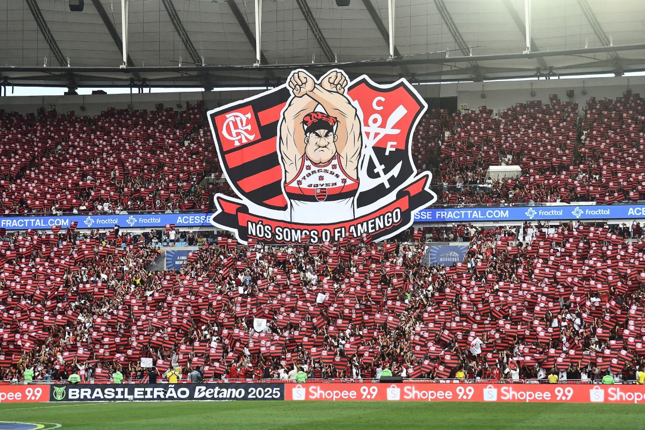 Jogadores do Atlético-MG em ação durante partida