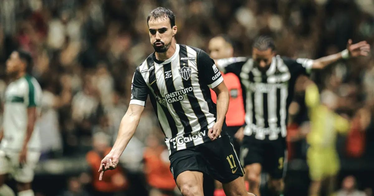 Igor Gomes comemorando gol na Arena MRV