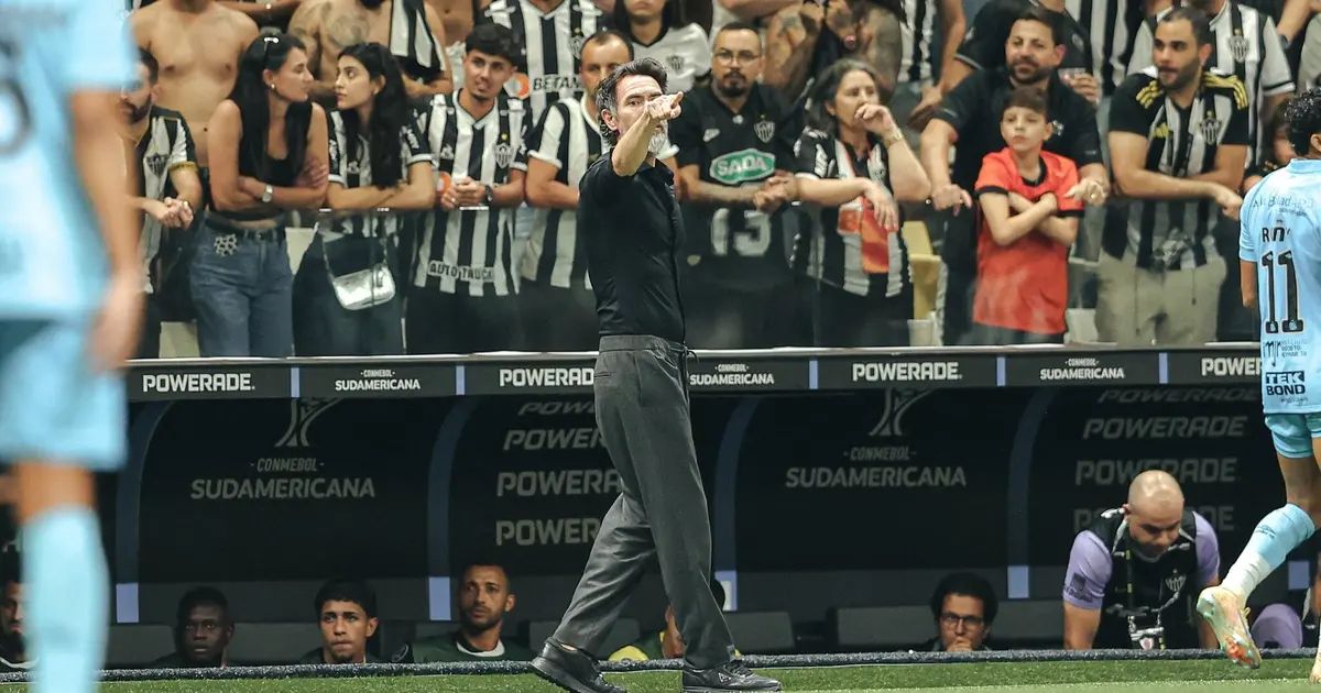 Jogadores do Atlético comemoram classificação na Arena MRV