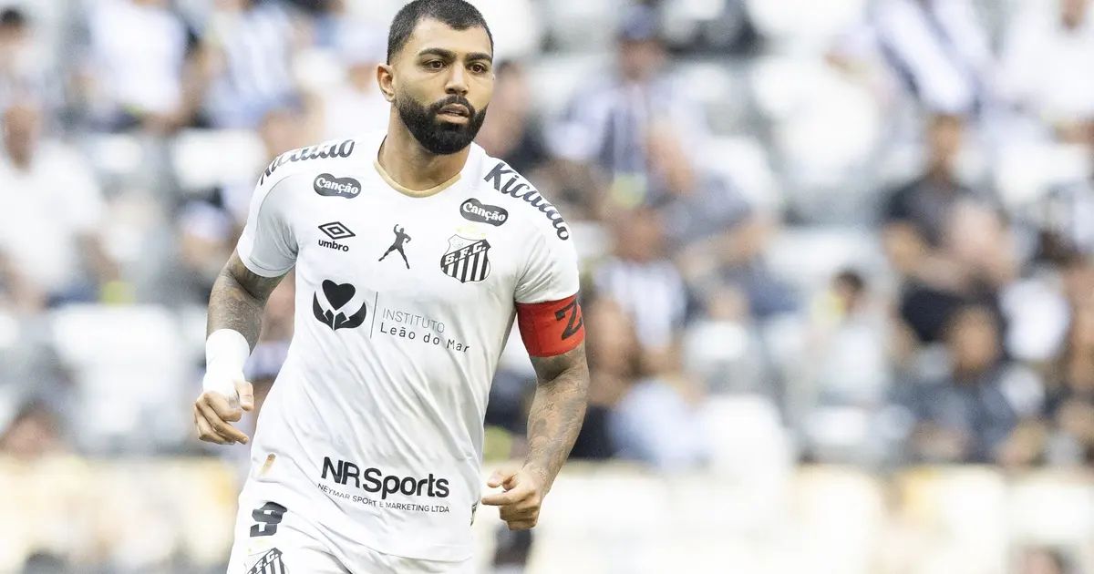 Thiago Borbas comemora gol que decidiu Atlético 2 a 1 Santos