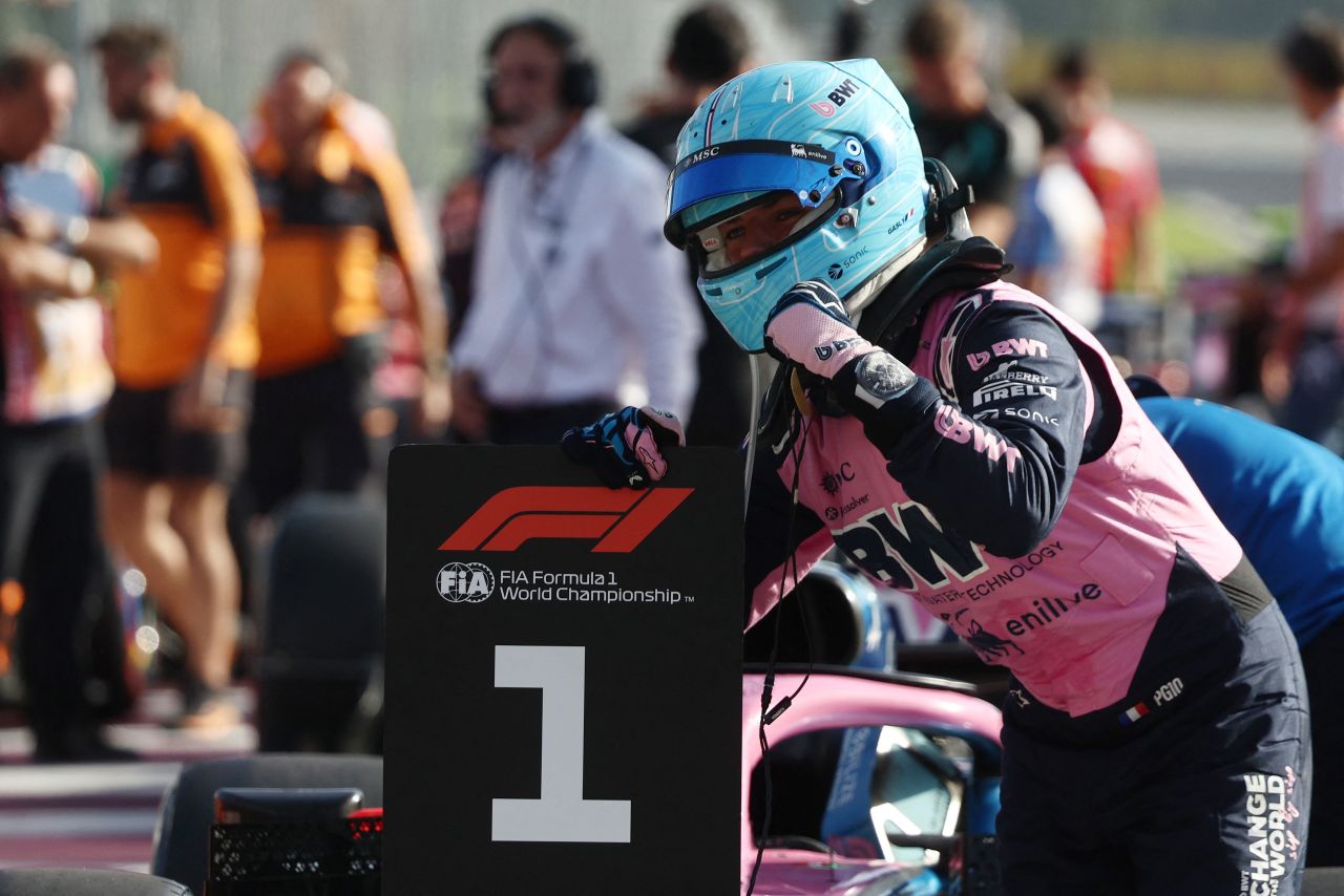 Pierre Gasly celebra após garantir a pole em Monza