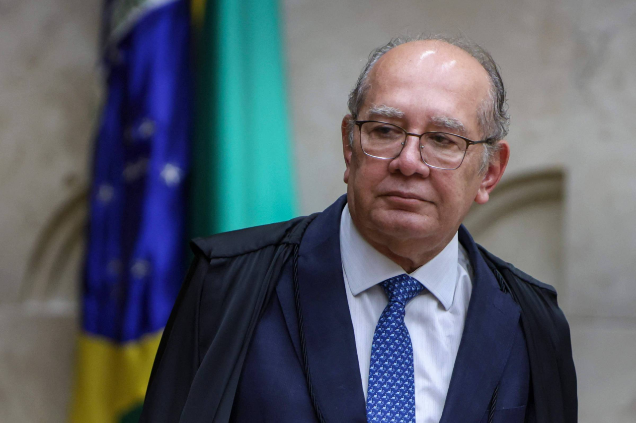 Ministro Gilmar Mendes e senador Alessandro Vieira