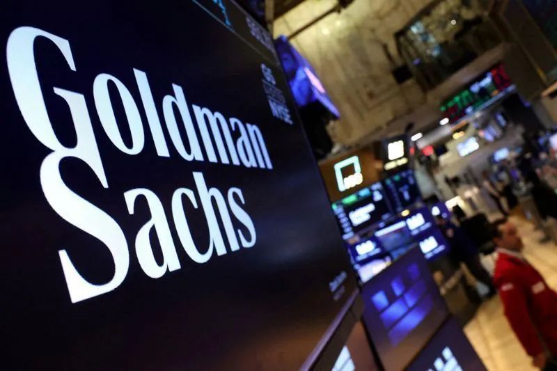 Painel eletrônico da bolsa de valores com indicadores de variação