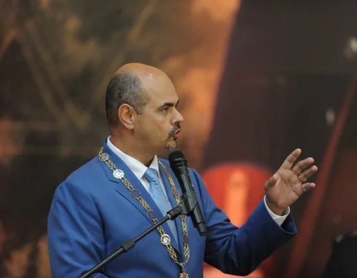 Governador Mateus Simões durante cerimônia em Ouro Preto
