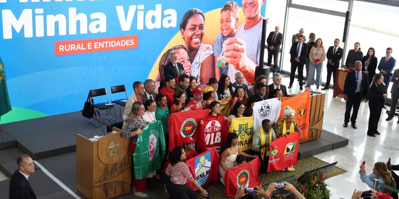 Solenidade no Palácio do Planalto para anúncio do programa habitacional