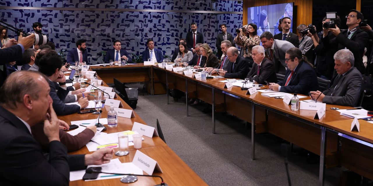 Reunião de líderes na Câmara dos Deputados