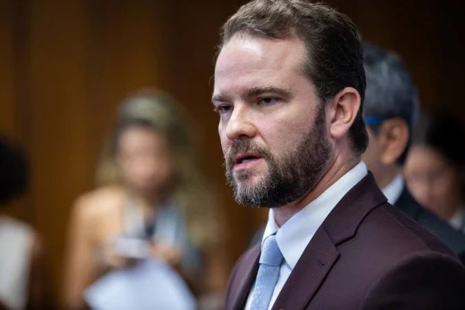 Ministro Durigan anuncia medidas sobre publicidade de apostas em evento do governo