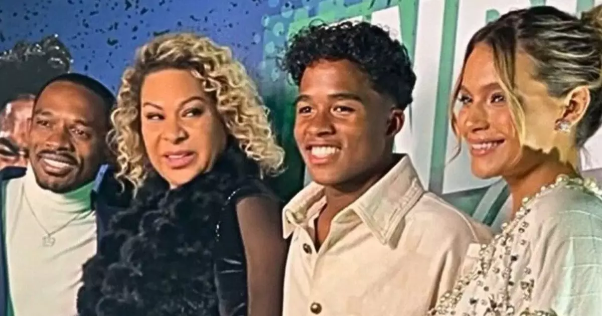 Gabriely Miranda e Endrick em evento público