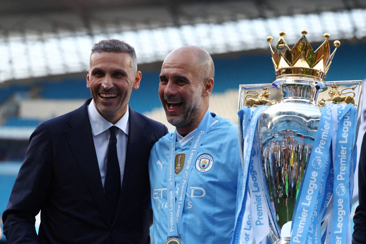 Pep Guardiola durante partida pelo Manchester City