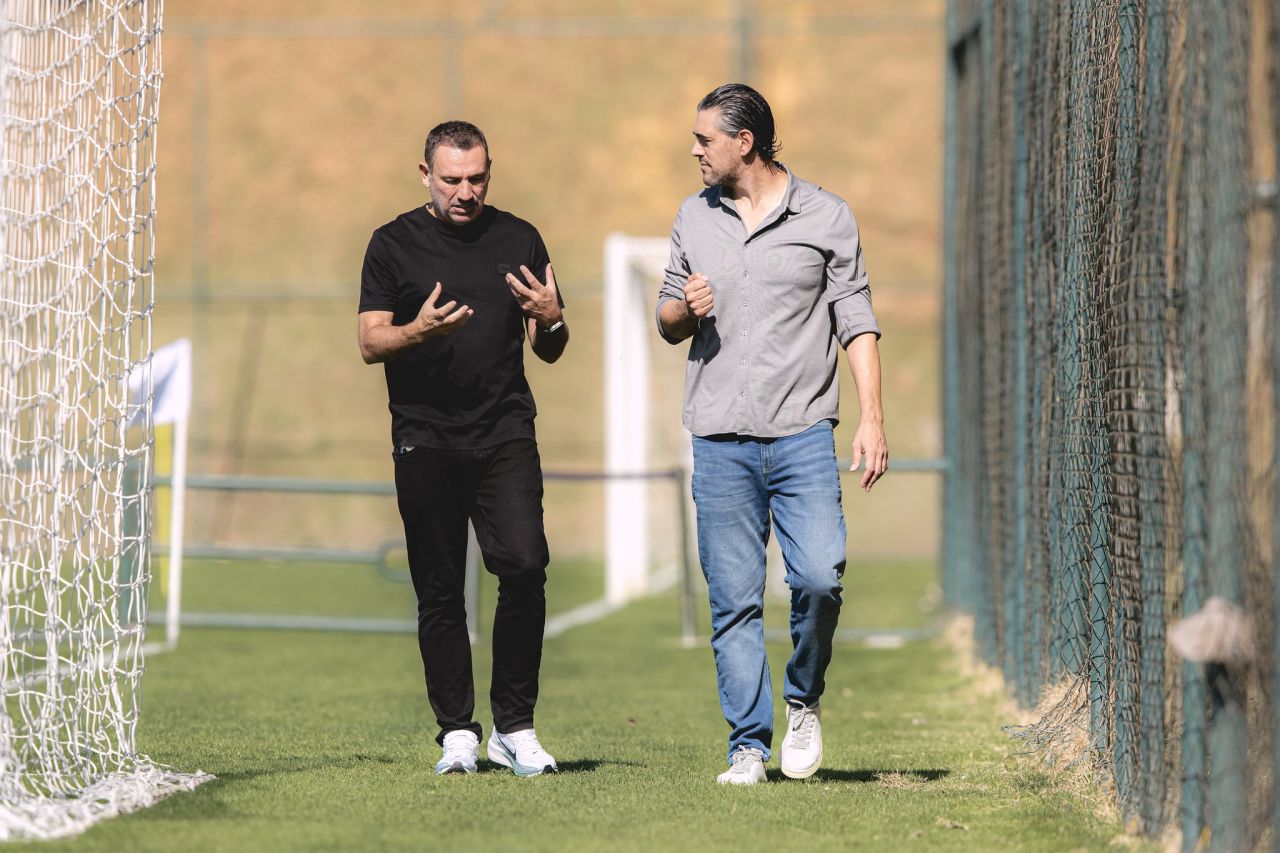 Guilherme e Paulo Bracks na Cidade do Galo