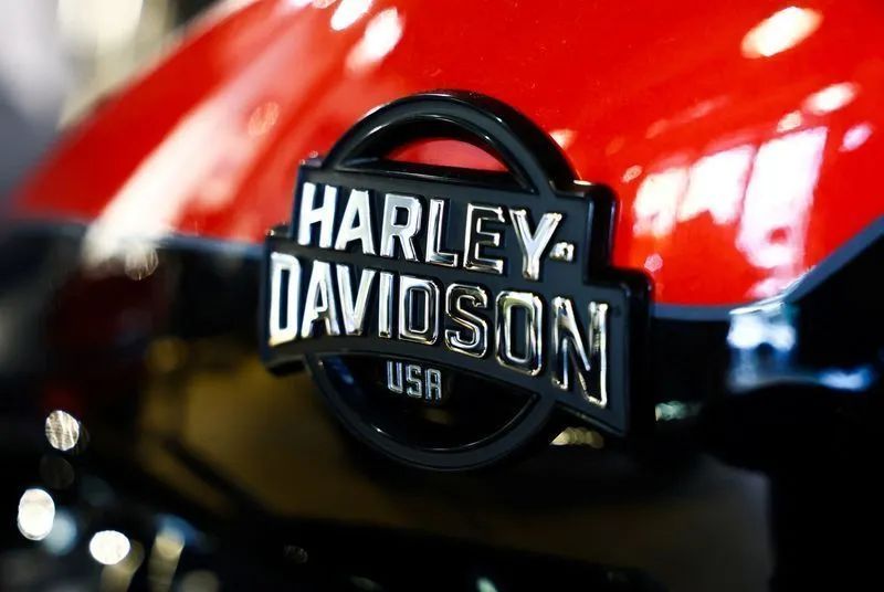 Motocicleta Harley-Davidson Sportster 883