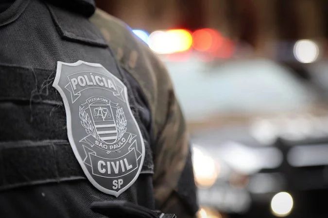 HD apreendido pela Polícia Civil contendo contratos do programa WiFi Livre SP
