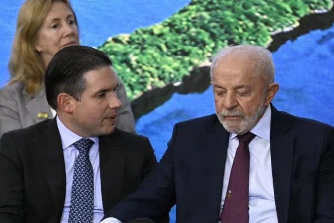 Hugo Motta, presidente da Câmara, fala à imprensa