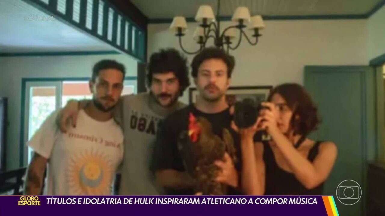 Hulk e Ian Ângelo treinando juntos na Cidade do Galo