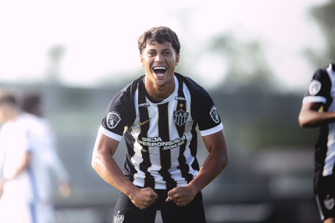 Ian Ângelo comemorando gol pelo sub-20 do Atlético-MG