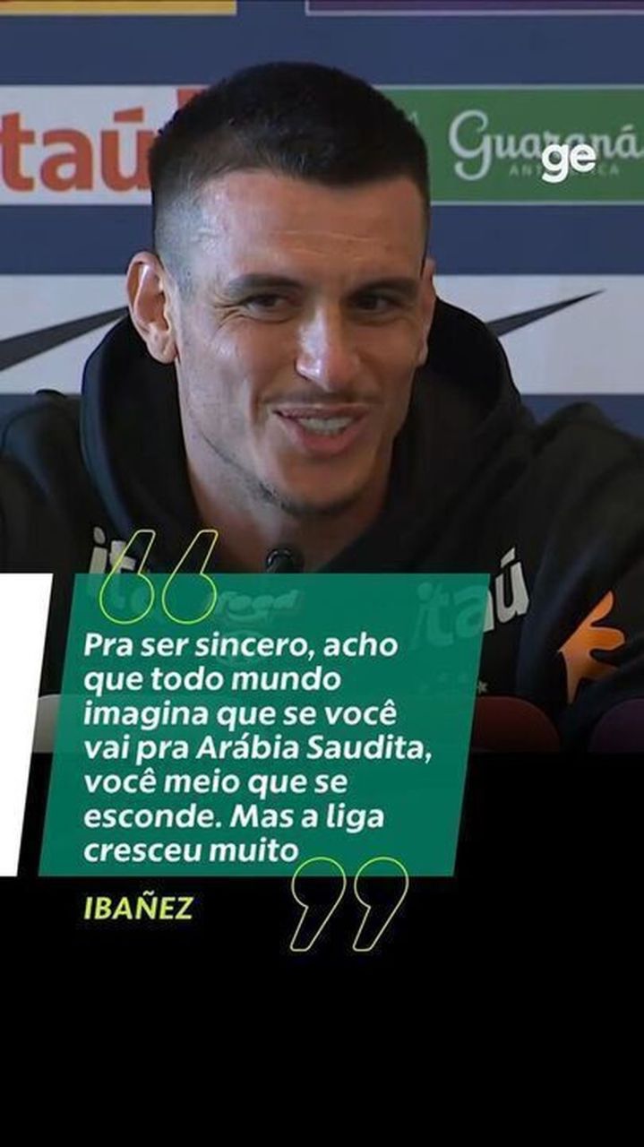 Ibañez em coletiva da seleção