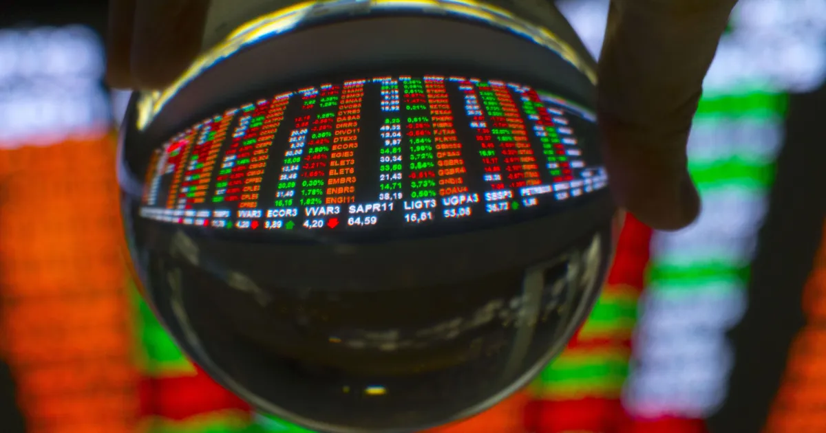 Painel eletrônico com cotações do Ibovespa e do dólar