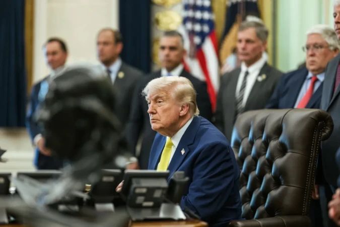 Gráfico da pesquisa Genial/Quaest sobre avaliação de Trump no Brasil