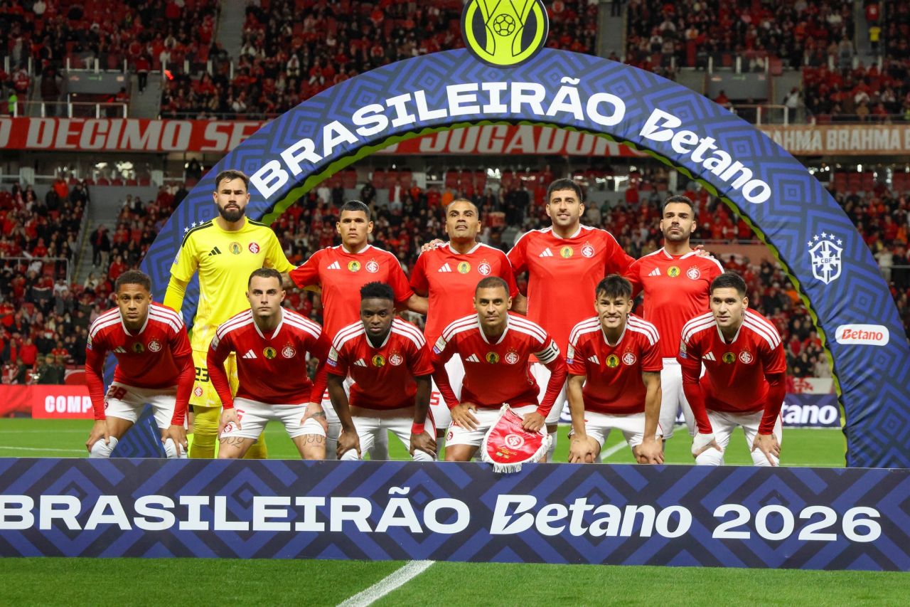 Time do Internacional no Beira-Rio antes da partida