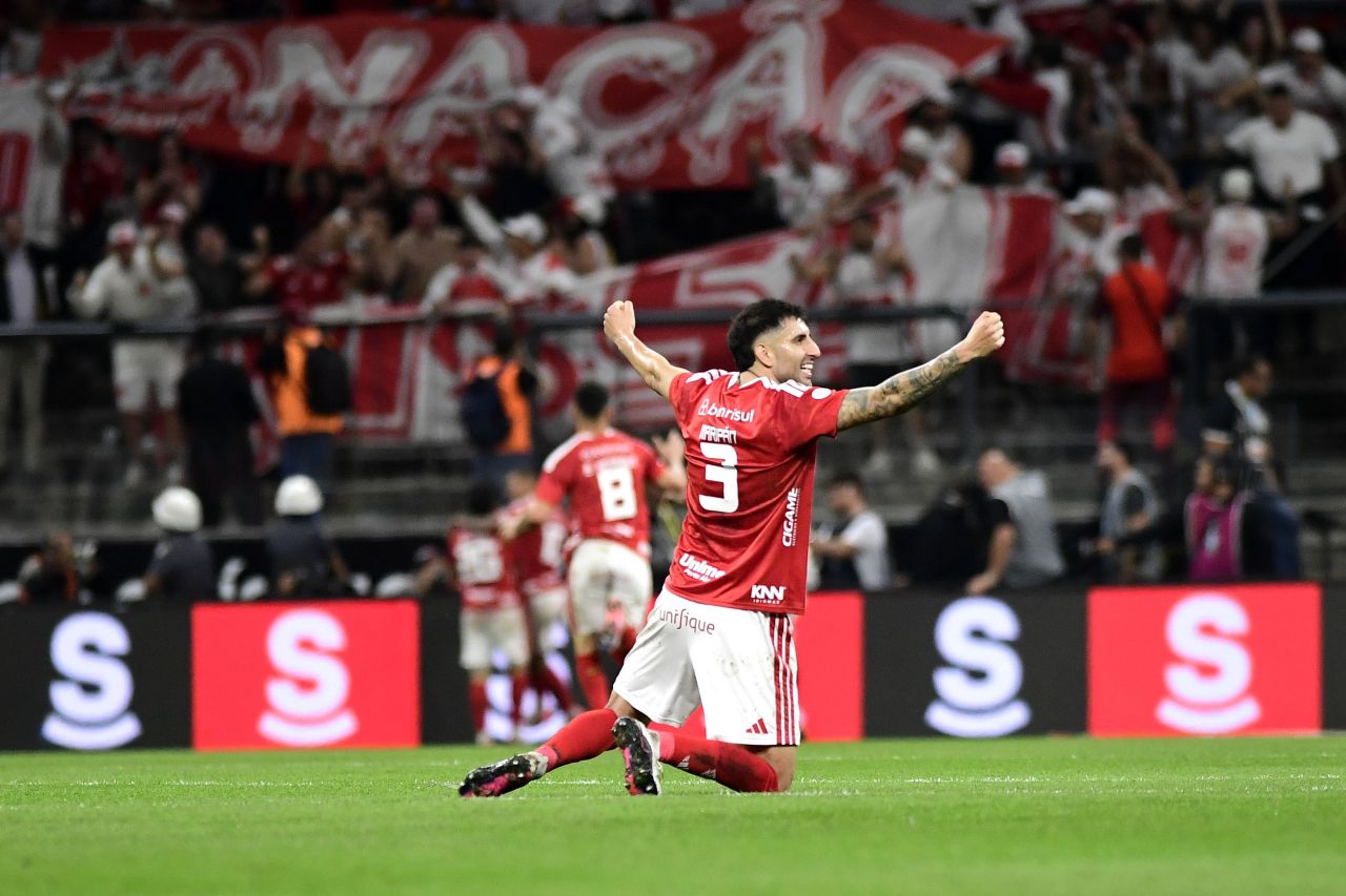Maripán durante Corinthians x Internacional