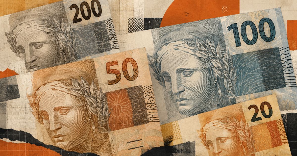 Pessoas idosas usando celular para acessar investimentos